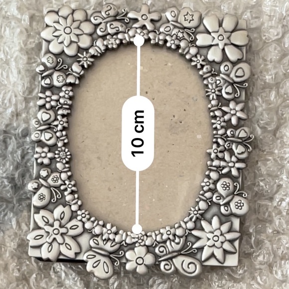 Oval Picture Frame - Picture 4 of 5